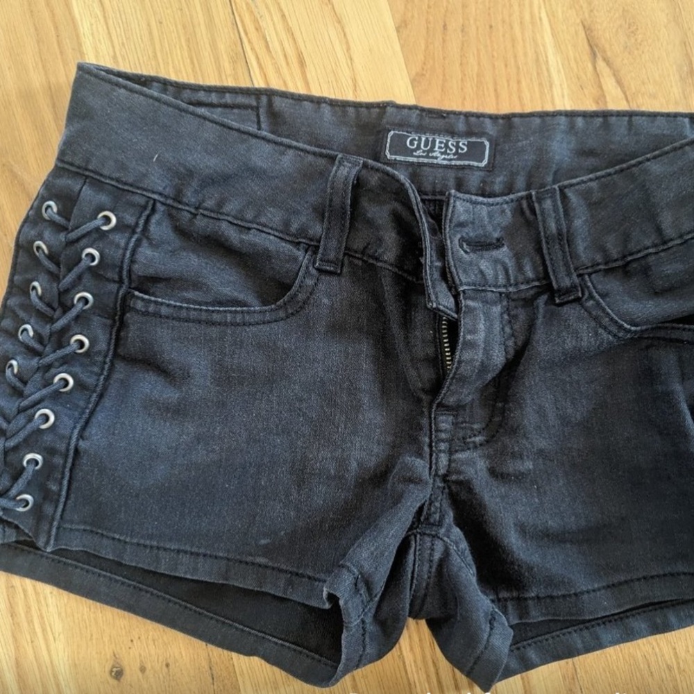 GUESS black laced up sides,  short shorts, w27 90s Y2K